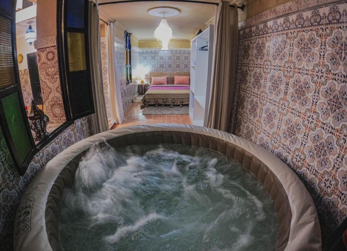 Riad Msholidays Jacuzzi Privatise Marrakech Marakeş Dış mekan fotoğraf